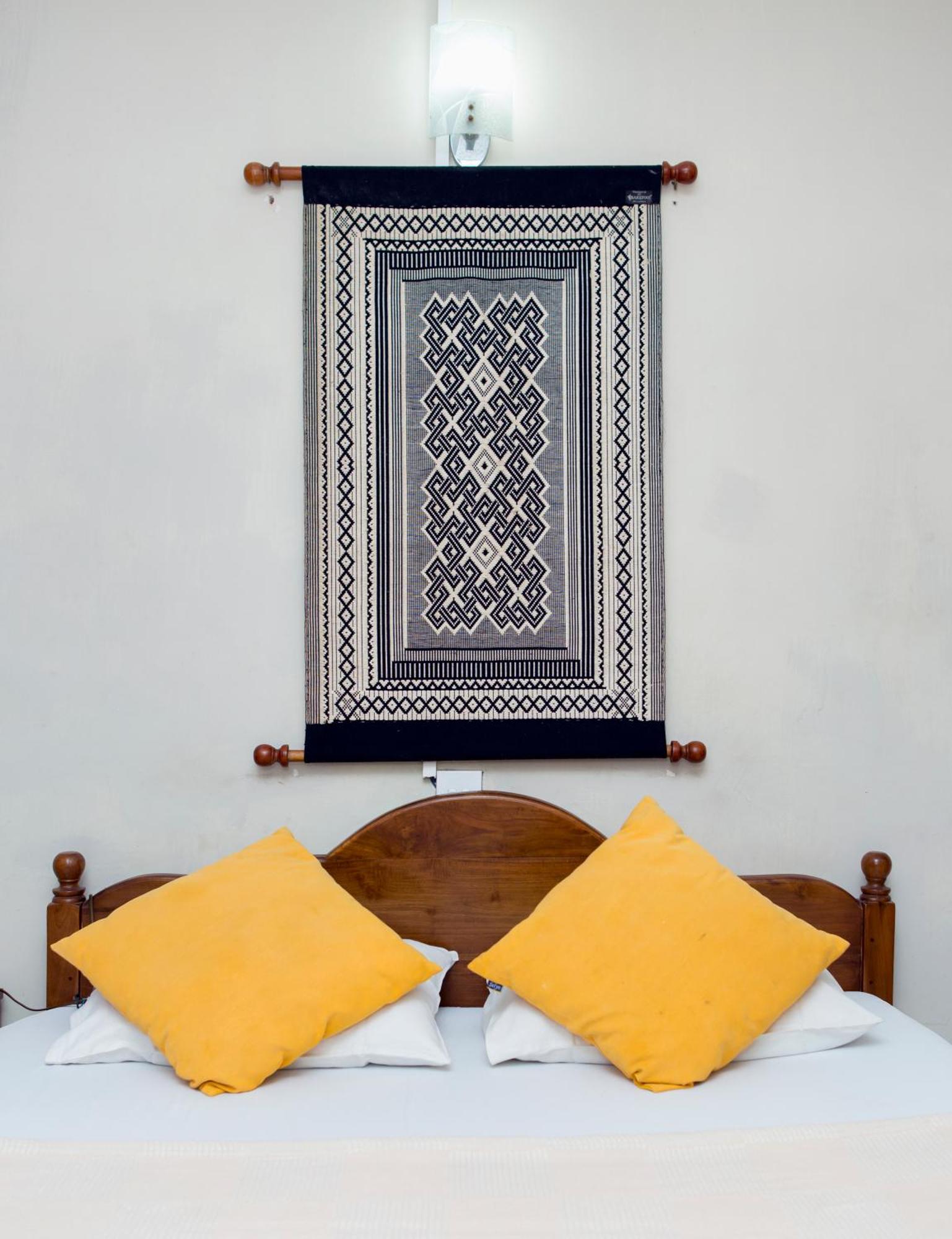 Ranveli Beach Hotel Dehiwala-Mount Lavinia Eksteriør billede