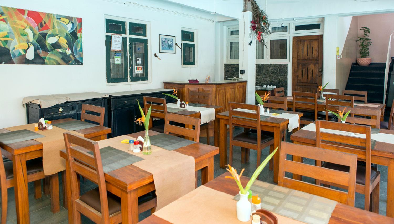 Ranveli Beach Hotel Dehiwala-Mount Lavinia Eksteriør billede