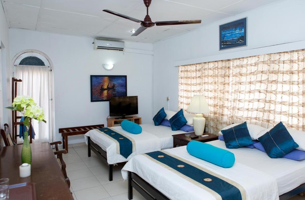 Ranveli Beach Hotel Dehiwala-Mount Lavinia Eksteriør billede